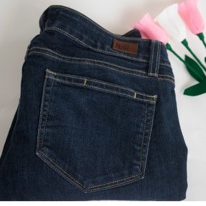 PAIGE Peg Straight Jeans size 27